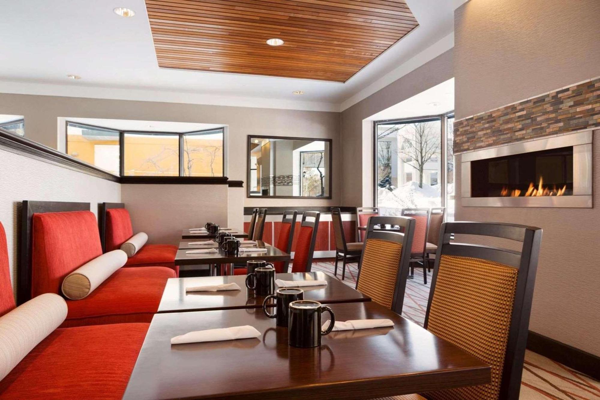 Radisson Akron-Fairlawn Copley Montrose Dış mekan fotoğraf