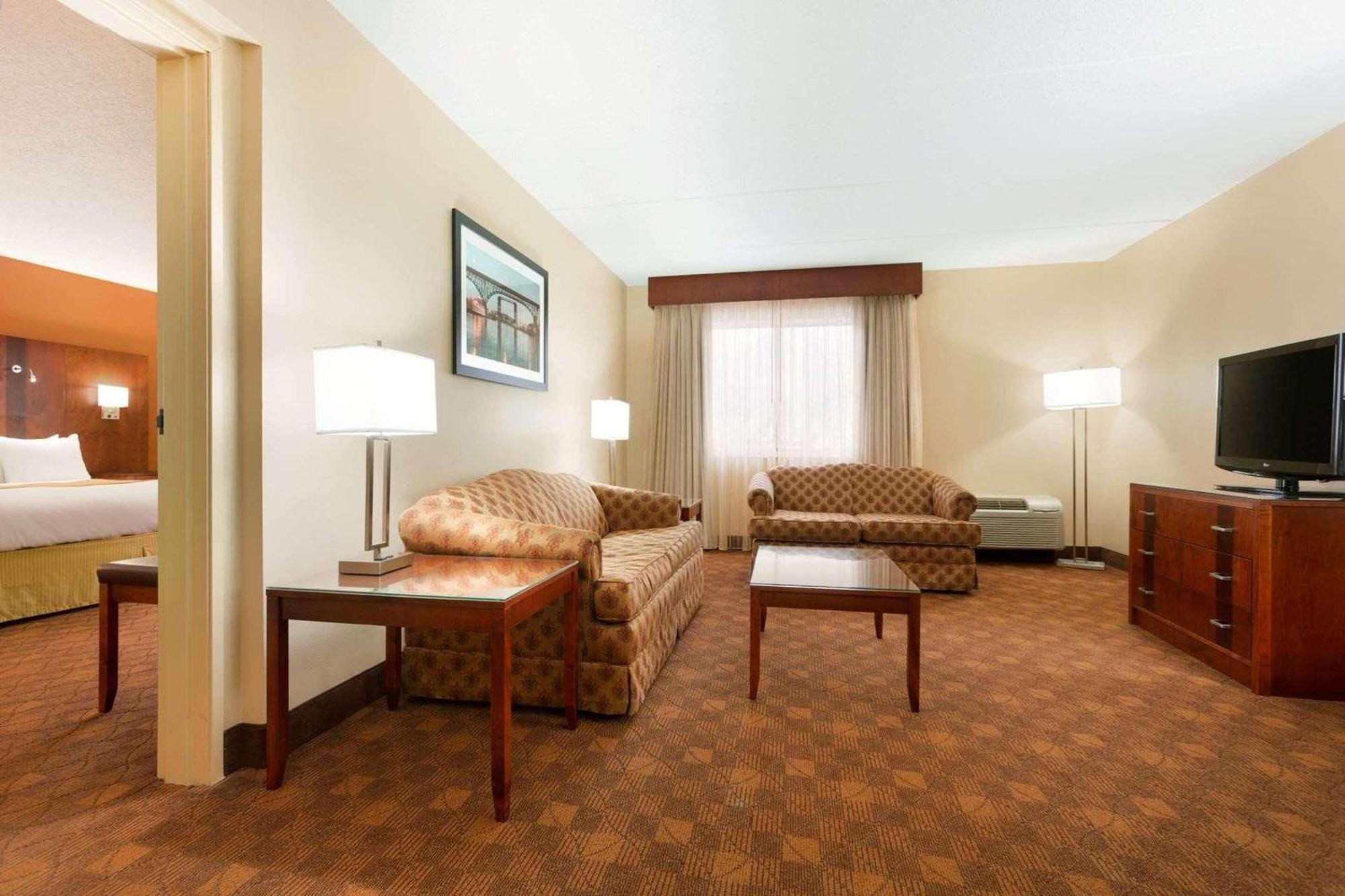 Radisson Akron-Fairlawn Copley Montrose Dış mekan fotoğraf