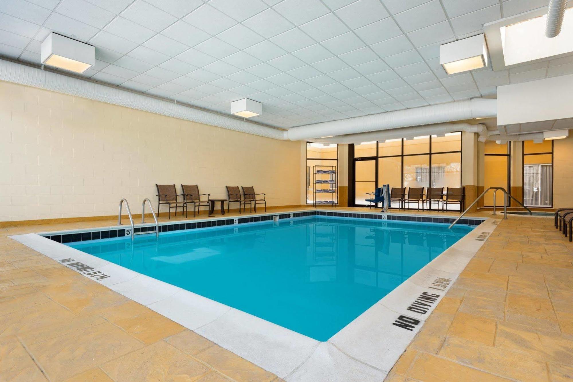 Radisson Akron-Fairlawn Copley Montrose Dış mekan fotoğraf
