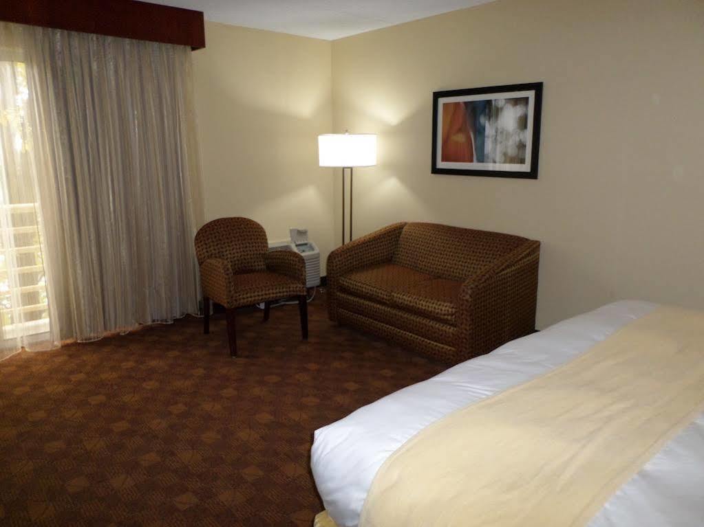 Radisson Akron-Fairlawn Copley Montrose Dış mekan fotoğraf