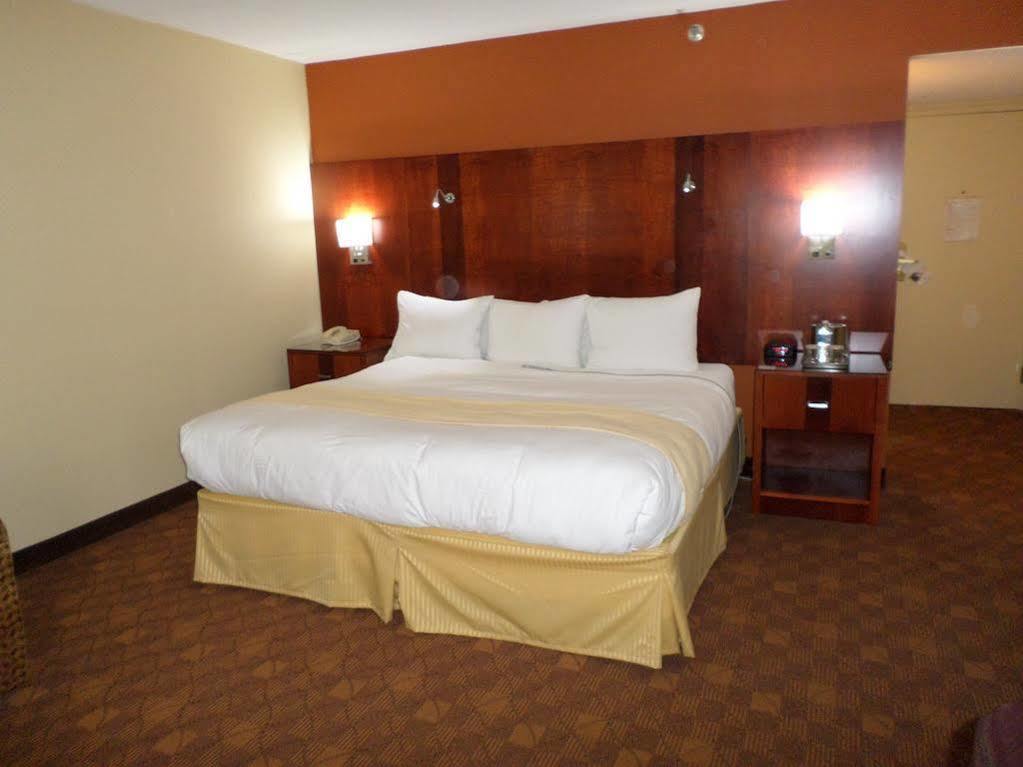 Radisson Akron-Fairlawn Copley Montrose Dış mekan fotoğraf